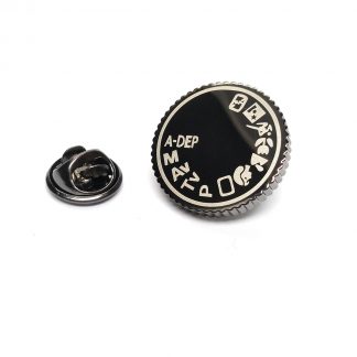 Black retro SLR Camera Dial Lapel Pin Badge