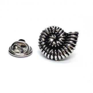 Fossilied Ammonite Lapel Pin Badge (Design 2)